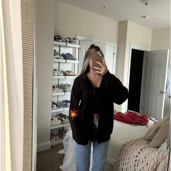 CACTUS JACK TRAVIS SCOTT REVERSE DOG ZIP UP HOODIE. WORN ONCE - Picture 2 of 6